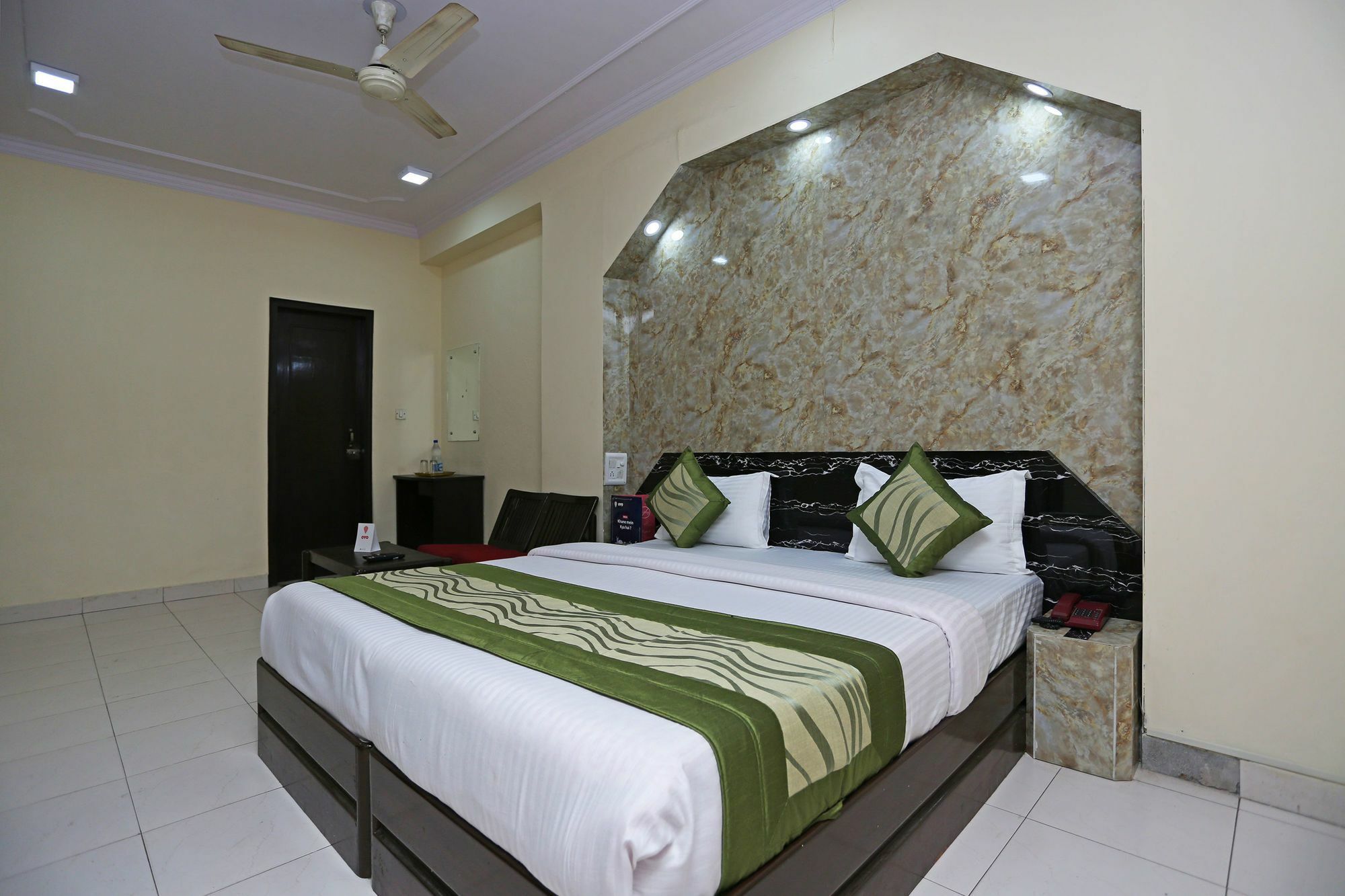 Hotel Elegant International New Delhi Exterior photo